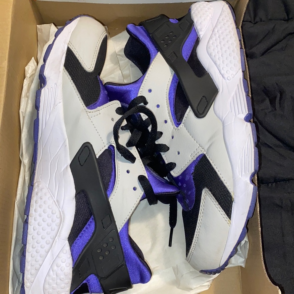 Men’s huarache sneakers